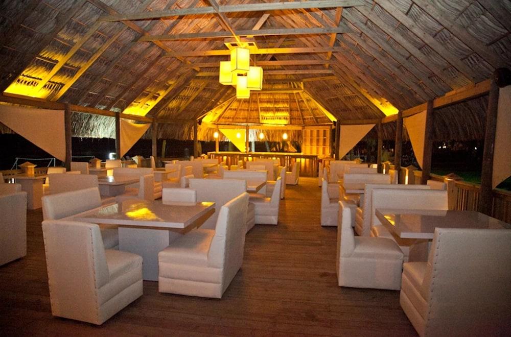 Hotel Palma Real Sambo Creek Zewnętrze zdjęcie